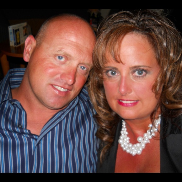 Meet the Posher, Michelle - Picture 1 of 1